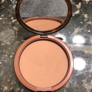 Estée Lauder bronzer